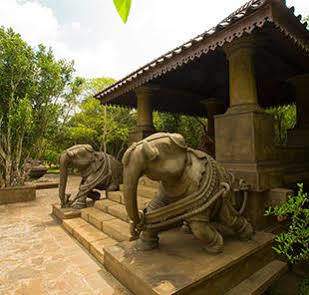 Forest Rock Garden Resort Anuradhapura Dış mekan fotoğraf